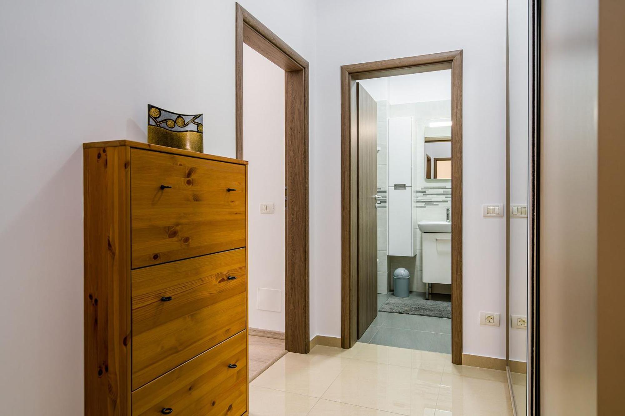 Politehnica Deluxe Apartment Boekarest Buitenkant foto