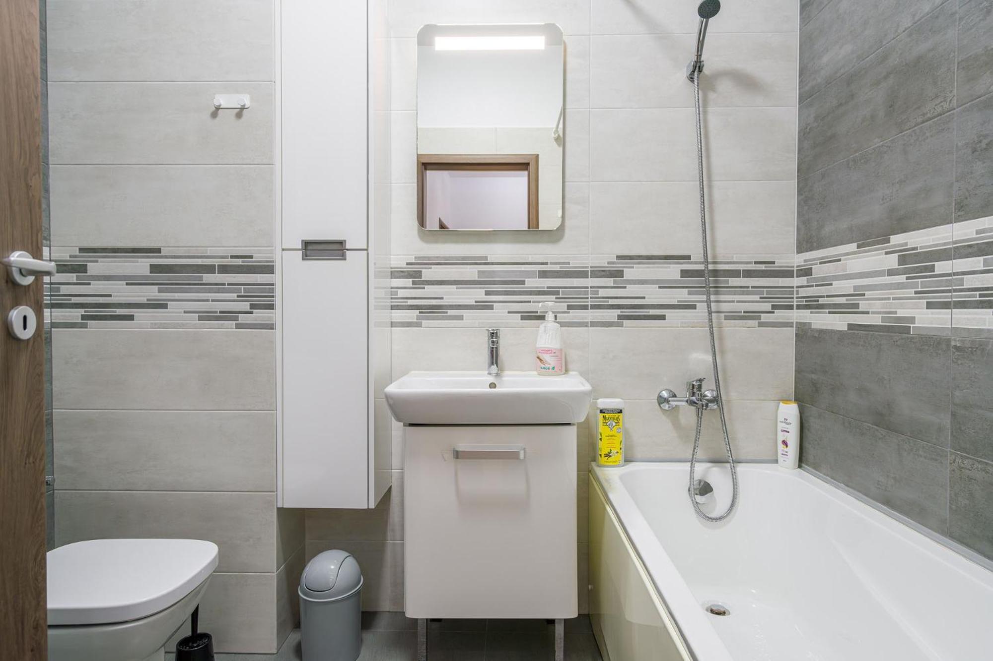 Politehnica Deluxe Apartment Boekarest Buitenkant foto